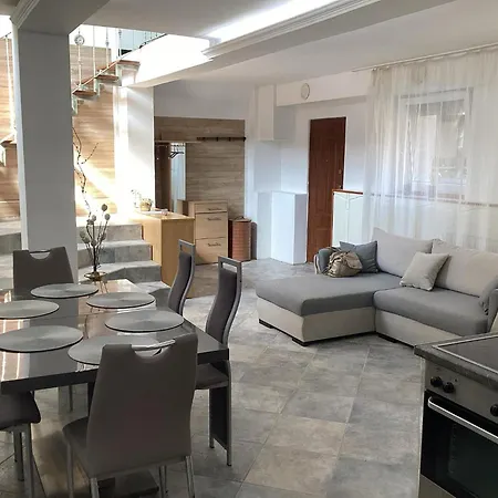 Central City Apartman Debrecen Exterior foto