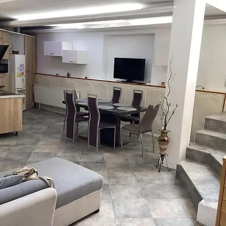 Central City Apartman Debrecen Exterior foto
